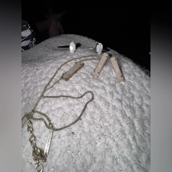 Kendra Scott Set - Picture 1 of 1